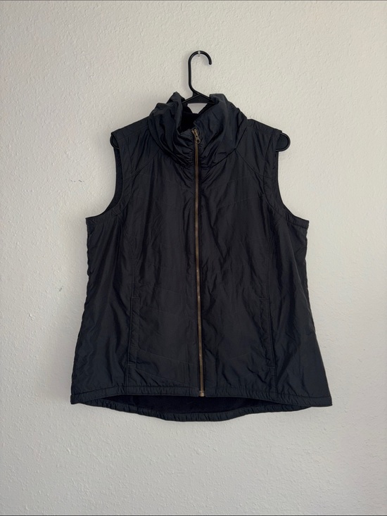 Columbia Jackets & Blazers - Columbia Black Vest Jacket